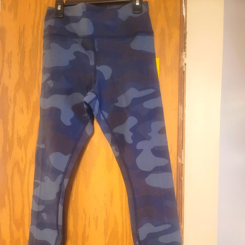 LOLE ELIANA BLUE CAMO LEGGING: $85: NWT: SZ SMALL